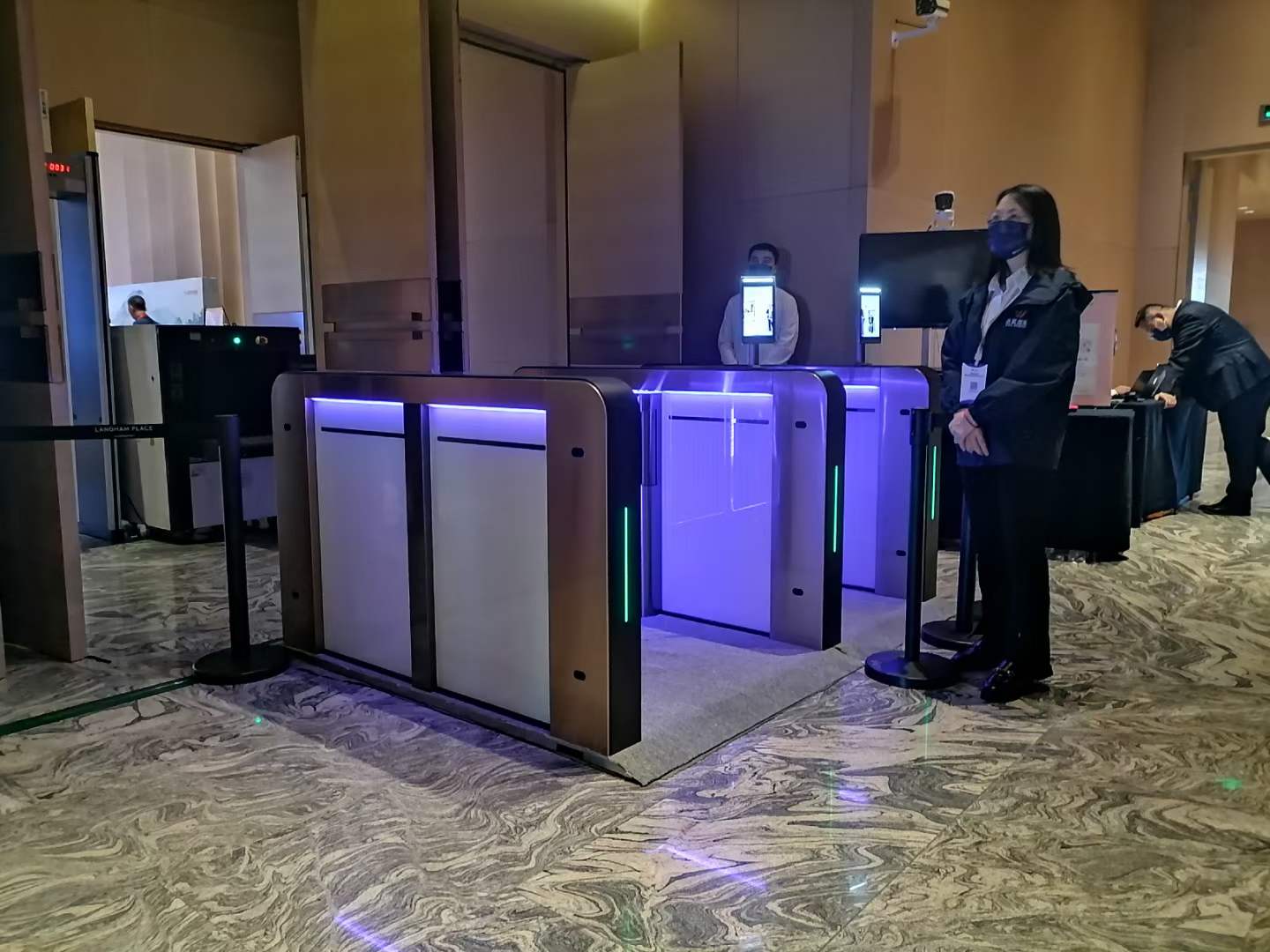 speed gate turnstile with face recognition